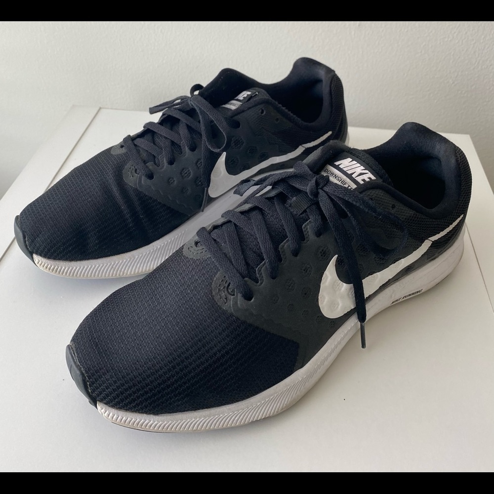 Women’s Downshift Ter Nike Size 9 1/2